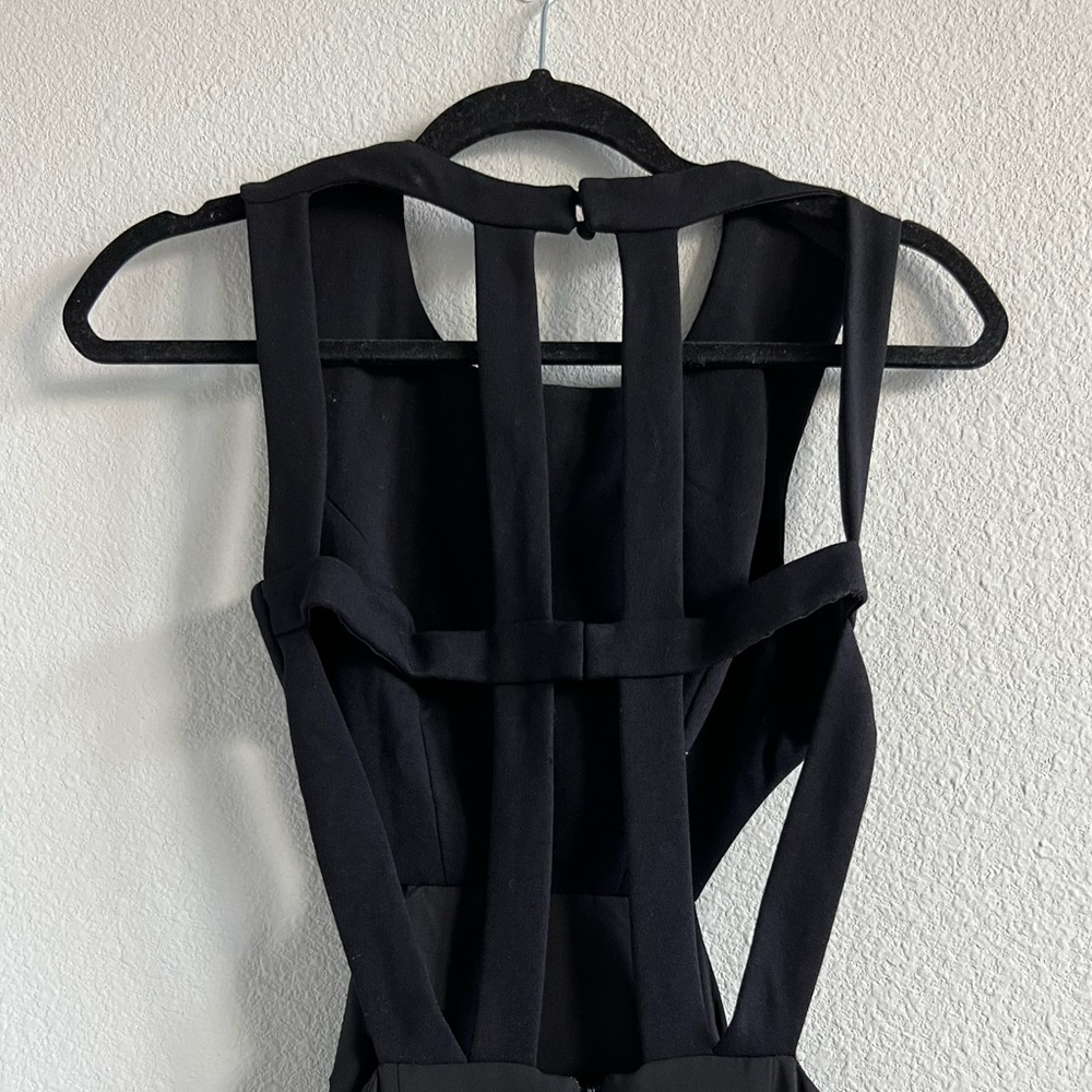 BCBGMaxAzria Black Angelinah Contrast Cutout Gown - Size 2 - Picture 10 of 13